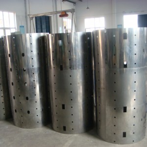 Custom-made molybdenum heat shield sheet