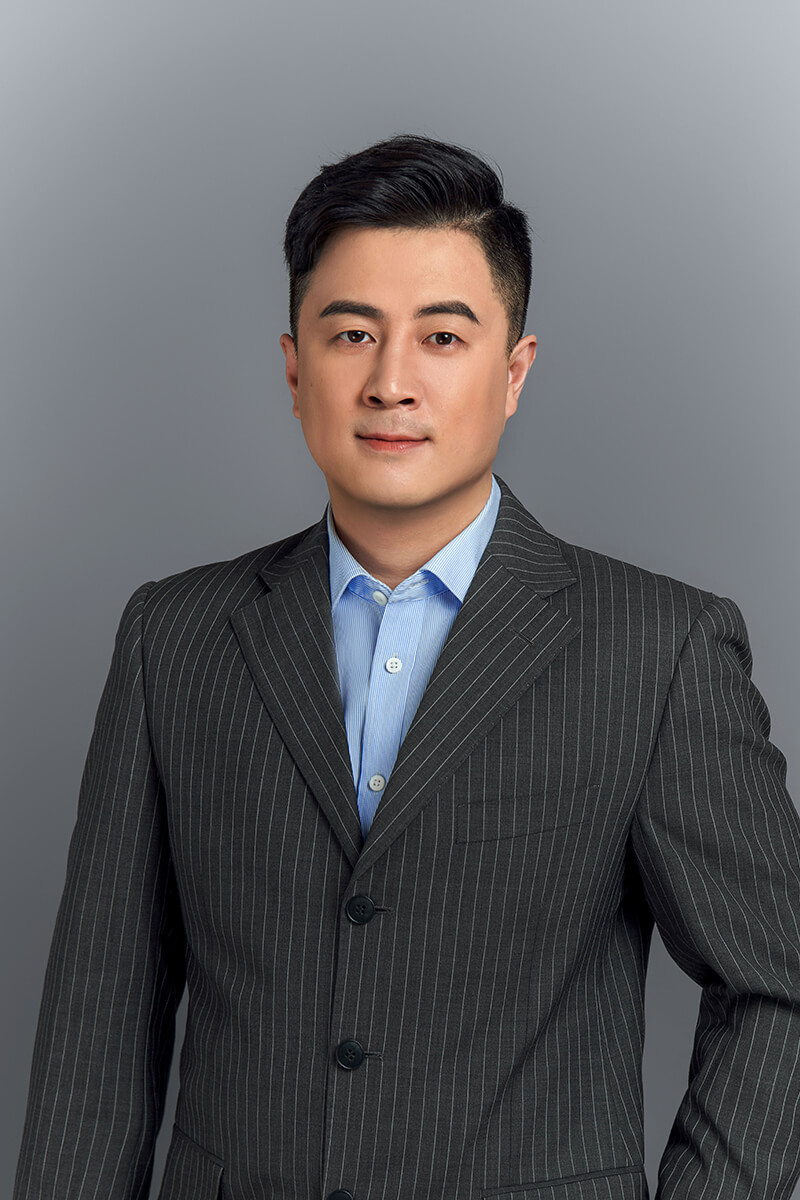 Shi Yu, General Manager