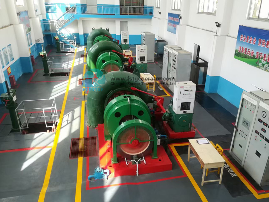 Characteristics of Hydro Turbine Generator Compared with Steam Turbine Generator