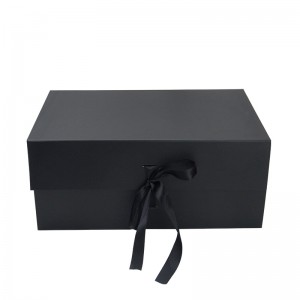 Luxury garment packaging cardboard box with ribbon
