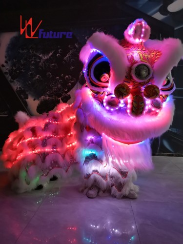 Chinese Professional 2020 hot salel led lion dance costume cosplay glowing clothes for Adult