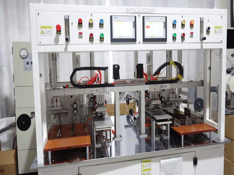 Robôs de soldagem a laser: o futuro da fabricação de alta velocidade