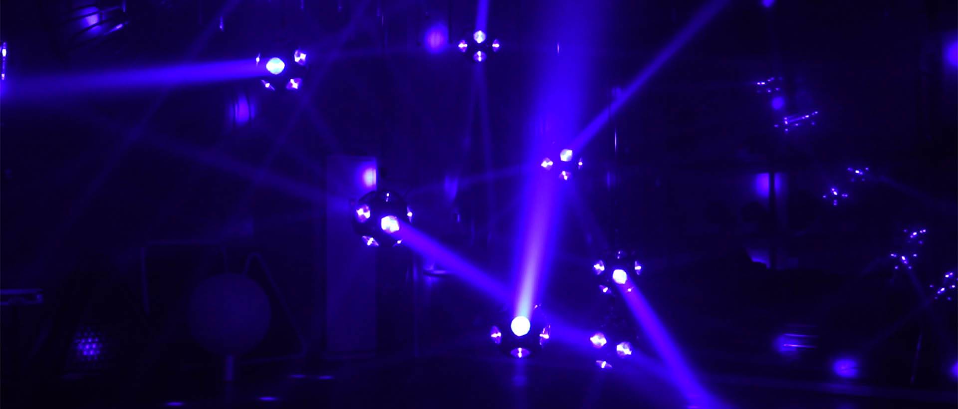 2021 Night Club Najnovejši kinetični sistem osvetlitve Kinetic LED nogometna luč (1)