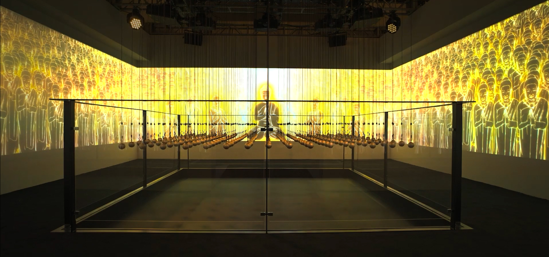 225 Sets Kinetic Sculpture were used in Special Exhibition on the 800th Anniversary of the Advent of Nichiren Daishonin