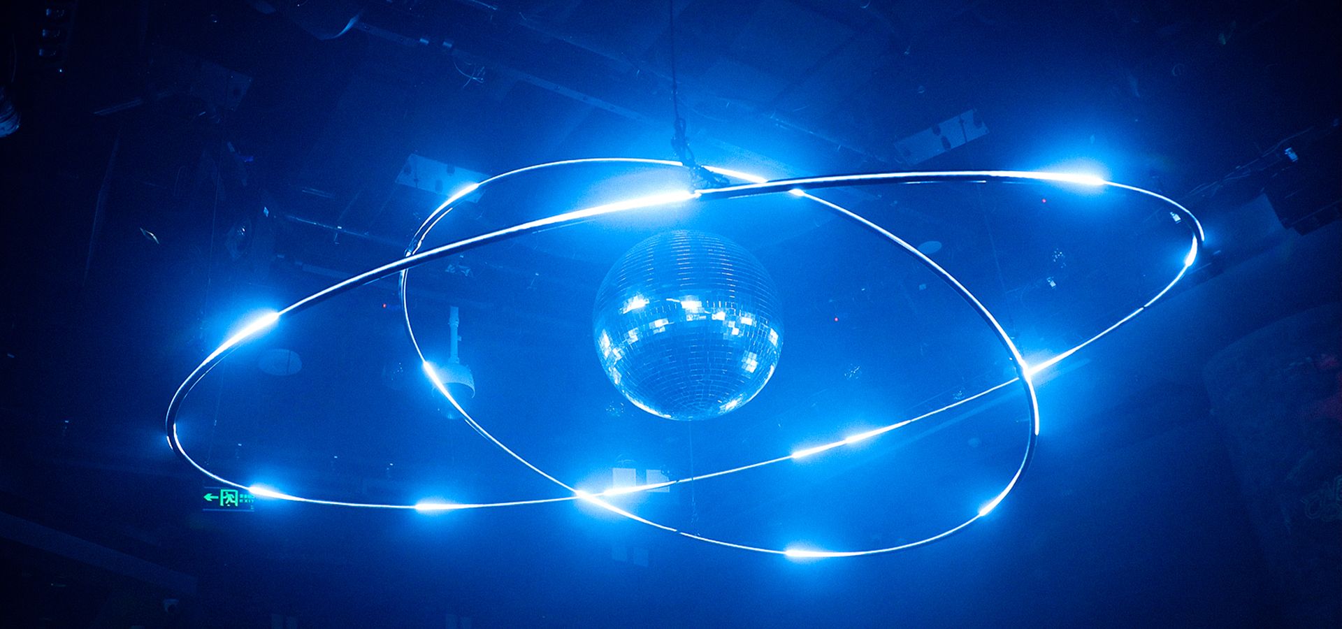 Kinetic Lights in the club can enhance the overall atmosphere