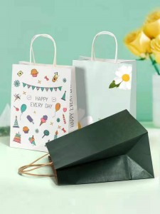 Saco de papel bolsa de mão loja de roupas personalizadas saco de viagem de papel kraft personalizado saco de embalagem espessado impressão de saco de presente personalizado
