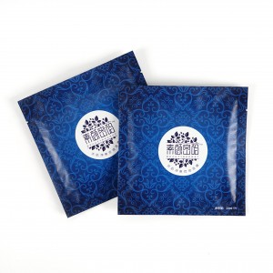 Aluminum Foil 3 Sides Seal Bag No Zipper Matte Finished Packaging Bag For Facial Mask