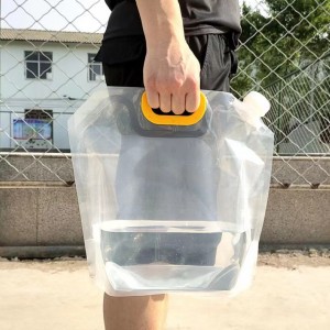 Plástico plegable 1.5L 2.5L 3L 5L Transparente Stand Up Almacenamento portátil Bolsa contenedor de auga con pico