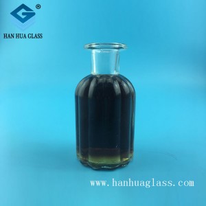 130ml clear vertical glass diffuser bottle