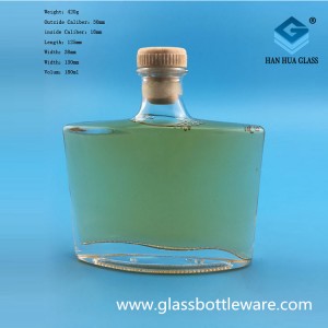 Hot selling 180ml square crystal white fragrance glass bottle