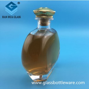 Manufacturer’s direct sales of 500ml crystal white vodka whiskey glass bottles