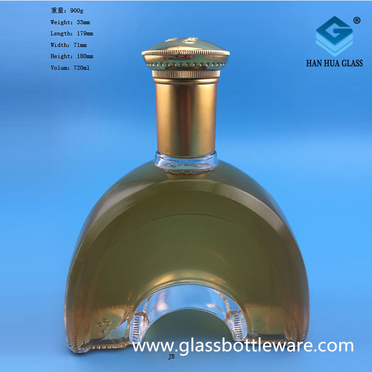 Wholesale 700ml vodka bottles Whiskey glass bottles Featured Image