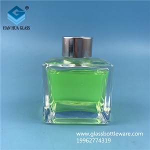 80ml square aromatherapy glass bottle sold directly by the manufacturer