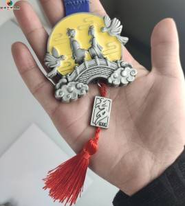 Medals for Chinese Valentine’s Day