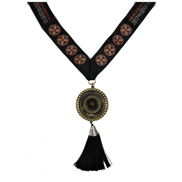 Original Factory Weight Lifting Medals - Custom Plating Anti-Gold Spinning Medal with tassel – Global Art Gifts