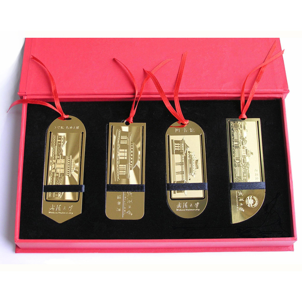 OEM Manufacturer Packaging Gift Jewelry Box - Plating gold brass book mark with Wuhan University logo – Global Art Gifts