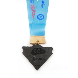 Цустом Лого Фласх води блистави медаљу са меким емајл