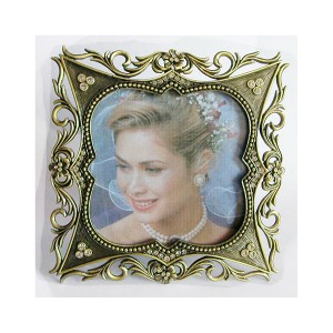 Plating anti-silver Cut Out Zinc Alloy photo frame for Derecoation