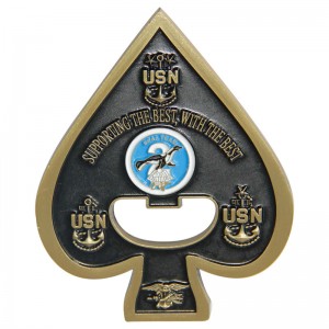 Manufacturer for China Professional Customized Trailwalk Sports Activity Souvenir Gold Medal Award Winner Blank Personalized Sculpture Name Military Emblem (MD18)