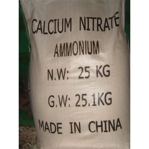 Materia prima química: nitrato de calcio y amonio