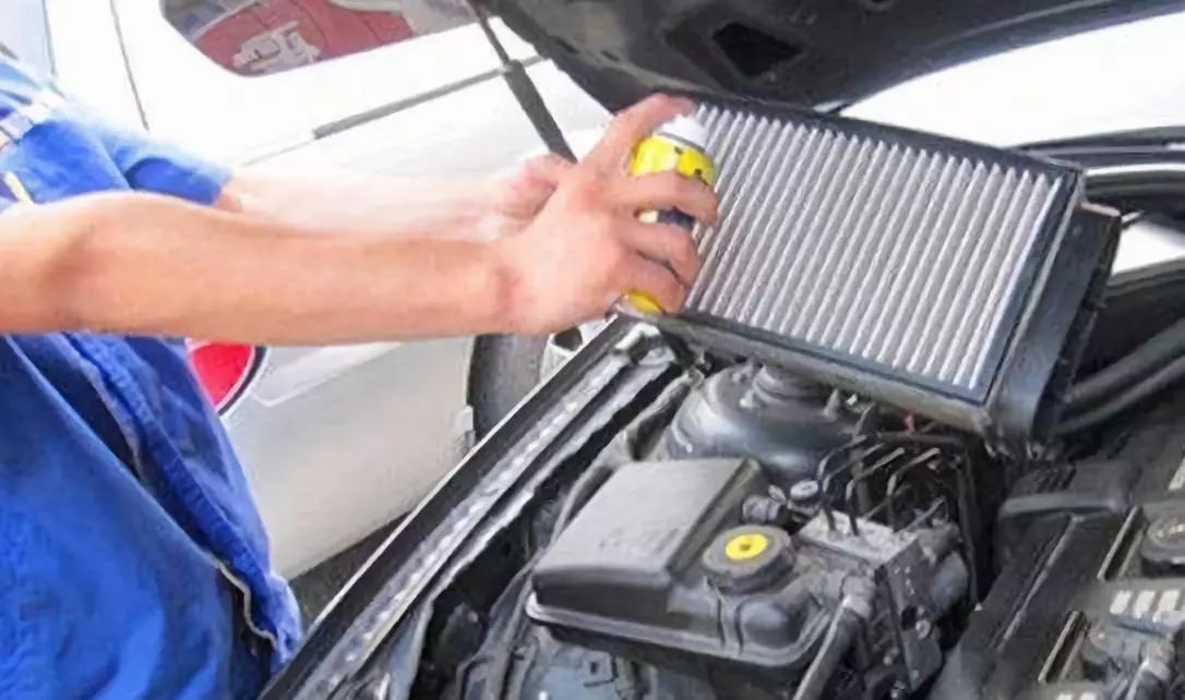 What happens if the gasoline filter is dirty?