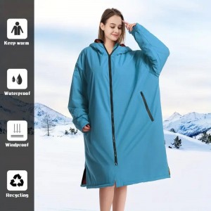 Wholesale Outdoor Winter Warm Surf Beach Poncho Waterproof Changing Robe