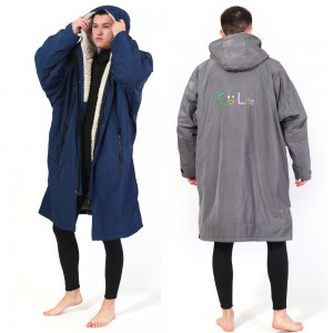 पुनर्नवीनीकरण स्विम पोंचो वस्त्र ड्राई सर्फ़ जैकेट पुरुष वयस्क पार्का कोट बदलने वाला वस्त्र