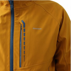 Outdoor Hooded Waterproof Breathable Men Softshell Jacket