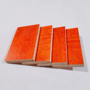 Topkwaliteit rode kleur fineerbord met grenen en eucalyptus materiaal