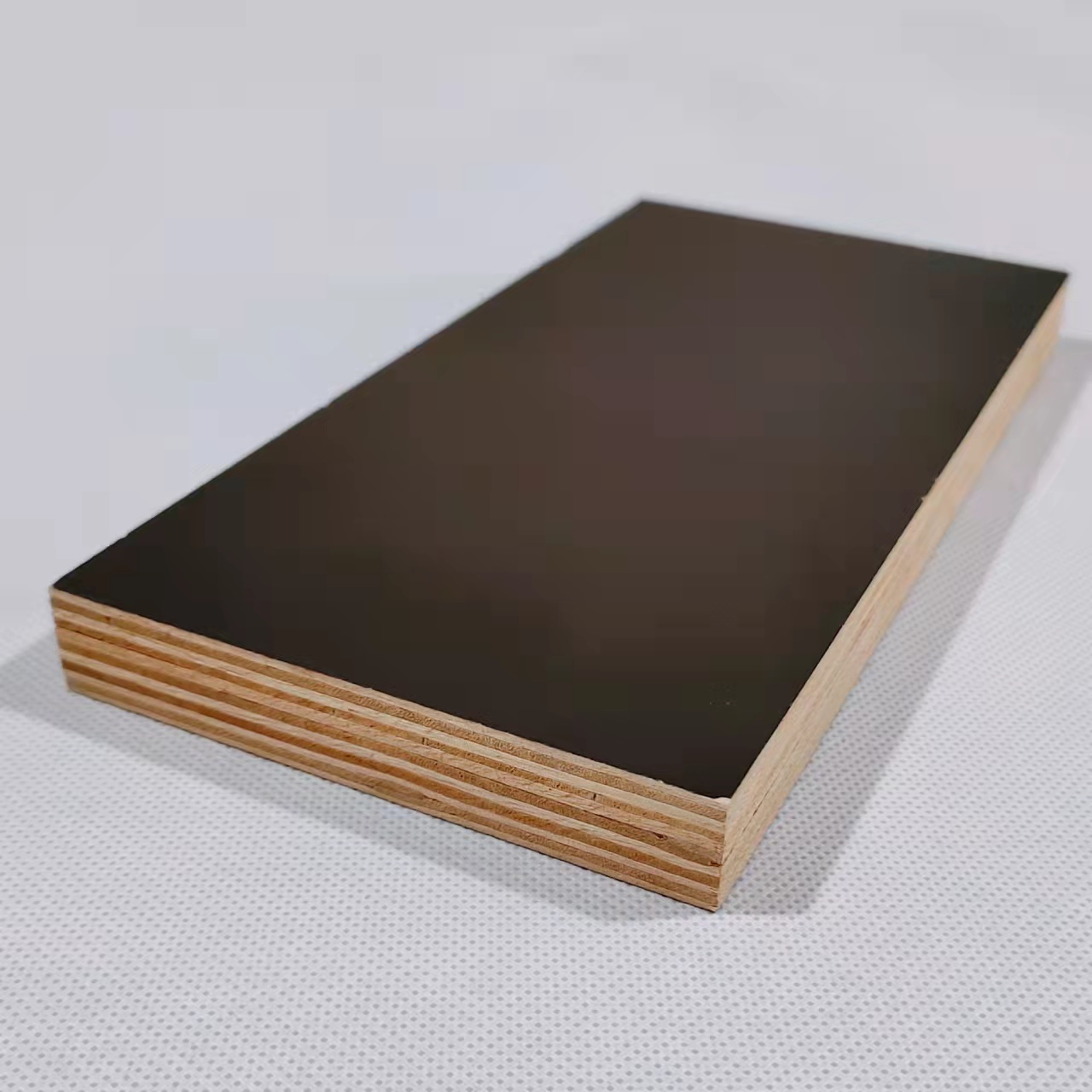 18mm Film Faced Plywood Film Faced Plywood ស្តង់ដារ
