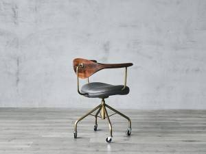 PU Leather Office Chair with Solid Wood Back