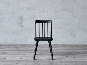 Καντίνα Μαύρη καρέκλα τραπεζαρίας από μασίφ ξύλο
