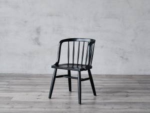 Cadeira de jantar de madeira maciça de cor escura Stain