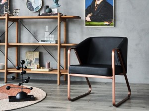 Marangyang Italian Leather Sofa na May Steel Frame