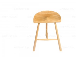 Jednostavna unutrašnja barska stolica od punog drveta