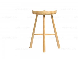 Jednostavna barska stolica od punog drva za unutarnju upotrebu