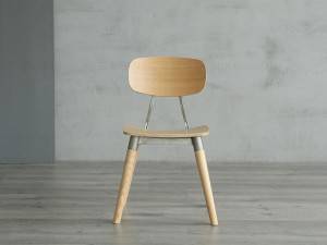 Cadira de menjador Fashion Home amb potes de fusta