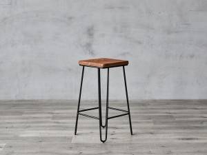 Vintage Style Industrial Bar Stool With Metal Base