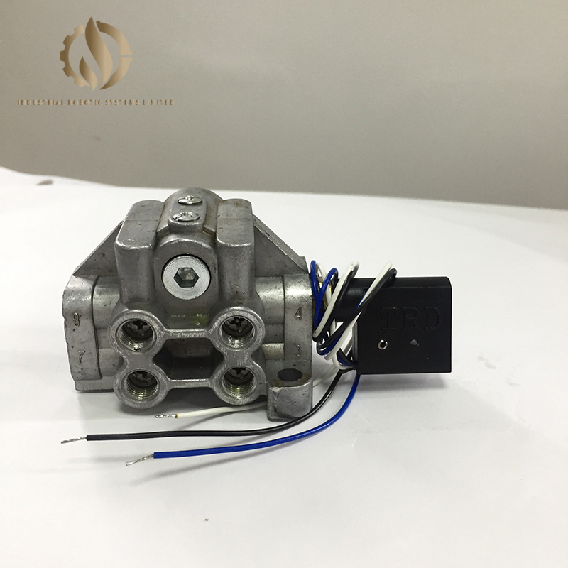 8 Year Exporter Gear Type Oil Pump – U-Block Grease Distributors