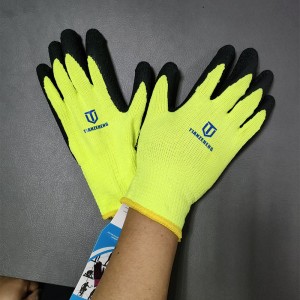 Anti-Slip and Good Abration Winter Crinkle Latex Gloves