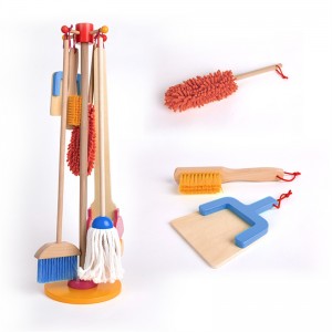 China High Quality Play Chess Game Factory –  Little Room Big Kids Education Dust Sweep Mop Wooden House Pretend Play Tool Toys Cleaning Set – Hape