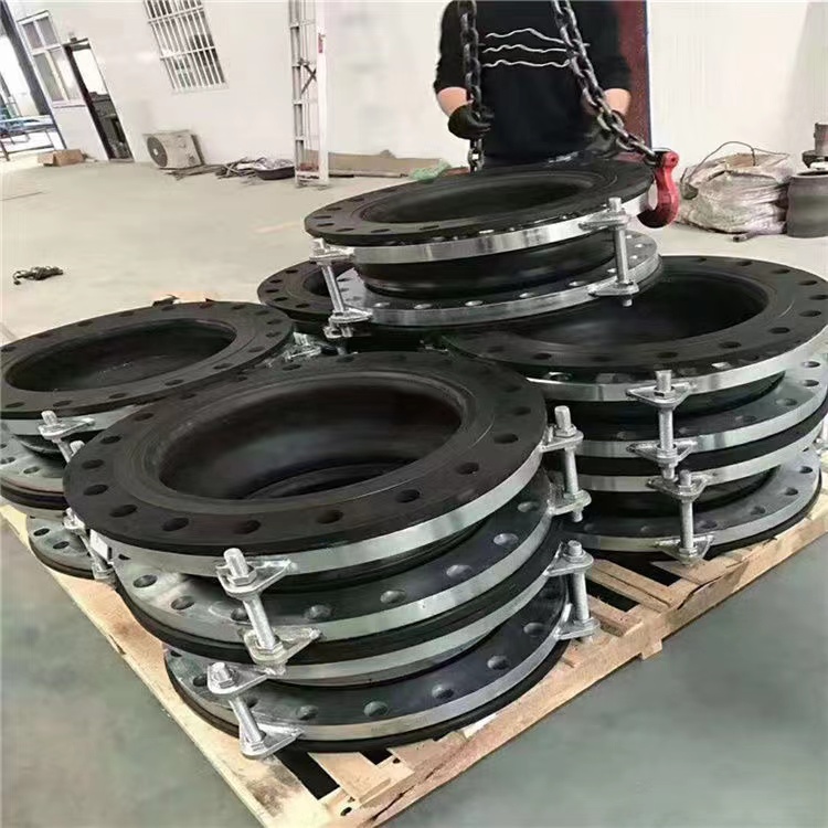 Rubber Bellows Expansion Joints Rubber Lined Large Diameter DN900 FF
