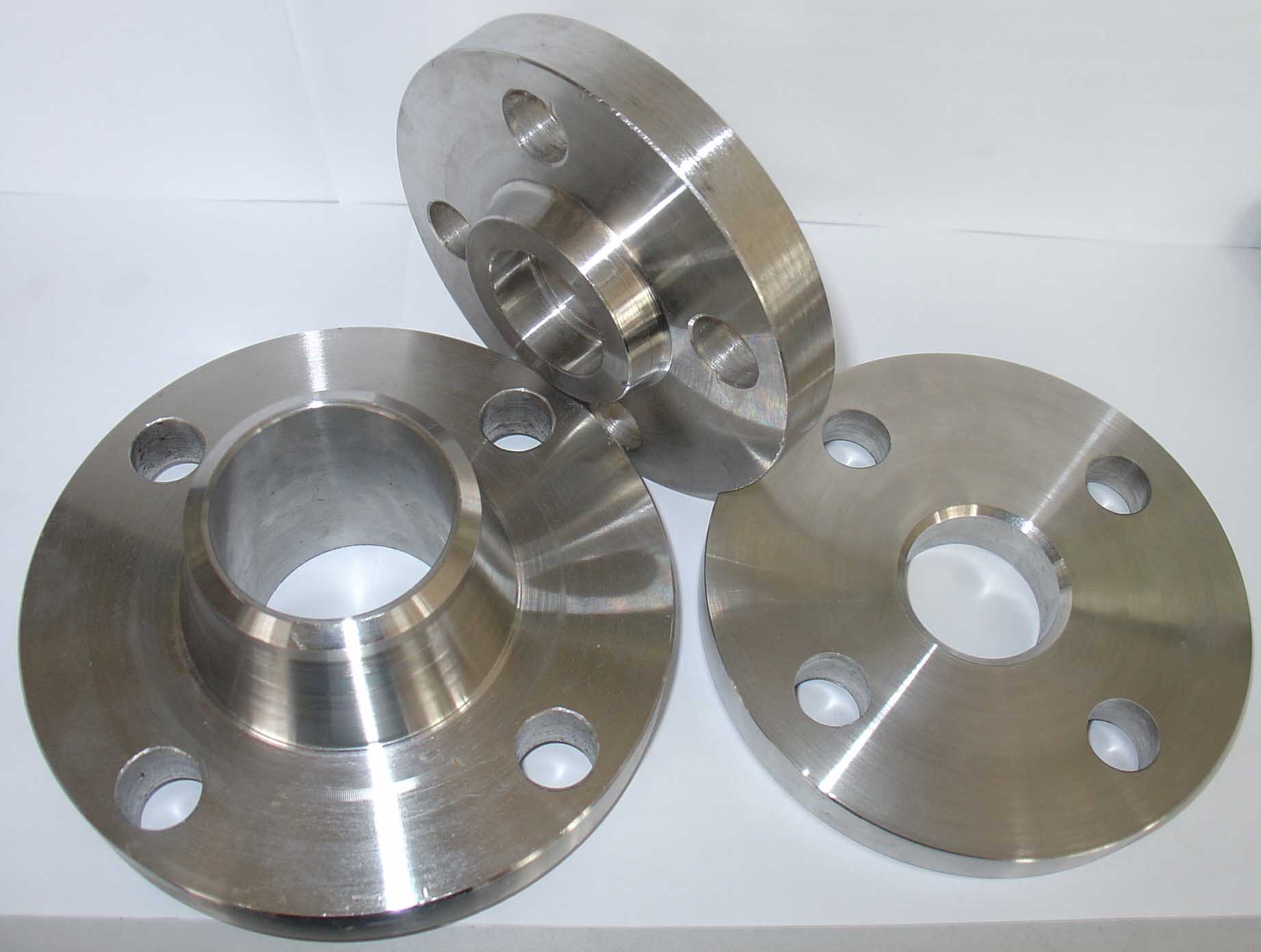 ANSI B16.5 – Pipe Flanges and Flanged Fittings Stainless steel Carbon Steel