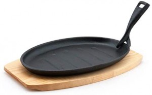 Wholesale Cast Iron Cookware Fajita Skillet Sizzler Plate Oval Sizzling Plate With Wooden Base Cast Iron Sizzler Pan