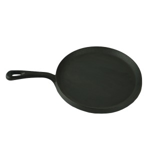 Black cast iron baking pan with curved handle