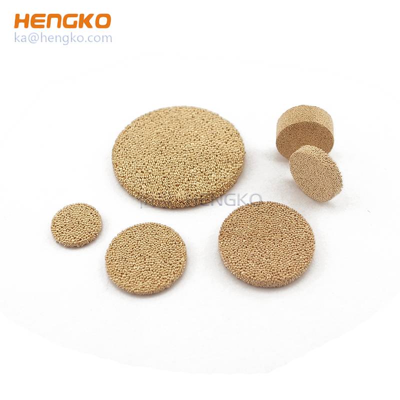 sintered metal filter disc for wastewater treatment, 5 20 micron 304 316L stainless steel bronze Featured Image