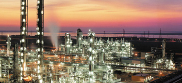Ropa naftowa i petrochemia