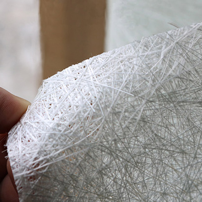 Matériau d'émulsion de poudre Tapis de brins hachés en fibre de verre E-glass