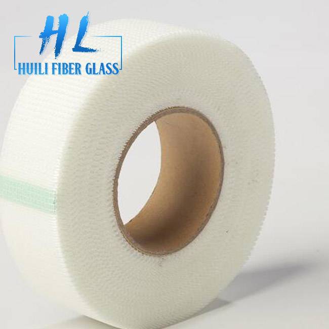 Self-adhesive fiberglass mesh tape 3