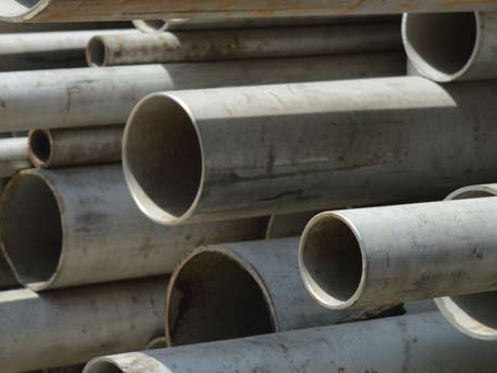 Laying of thin-walled stainless steel pipes